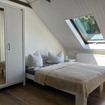 Saechsische-schweiz-ferienhaus-wohnung-1-mit-elbblick-sauna-und-kamin Apartamento