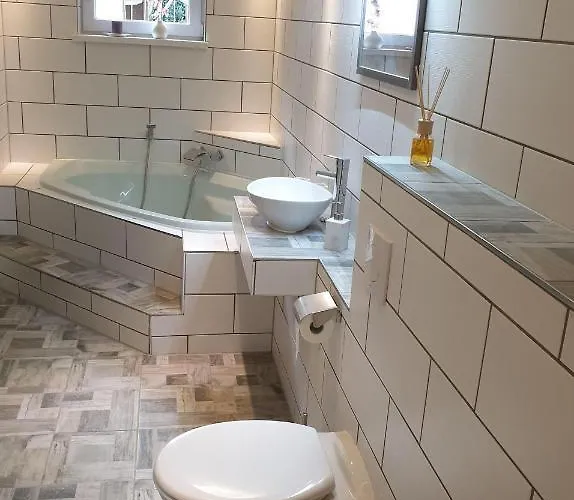 شقة Saechsische-schweiz-ferienhaus-wohnung-1-mit-elbblick-sauna-und-kamin *